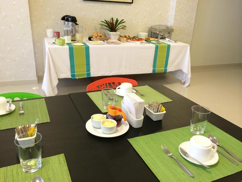 Oyo Ecosuites Hotel Manaus Kültér fotó